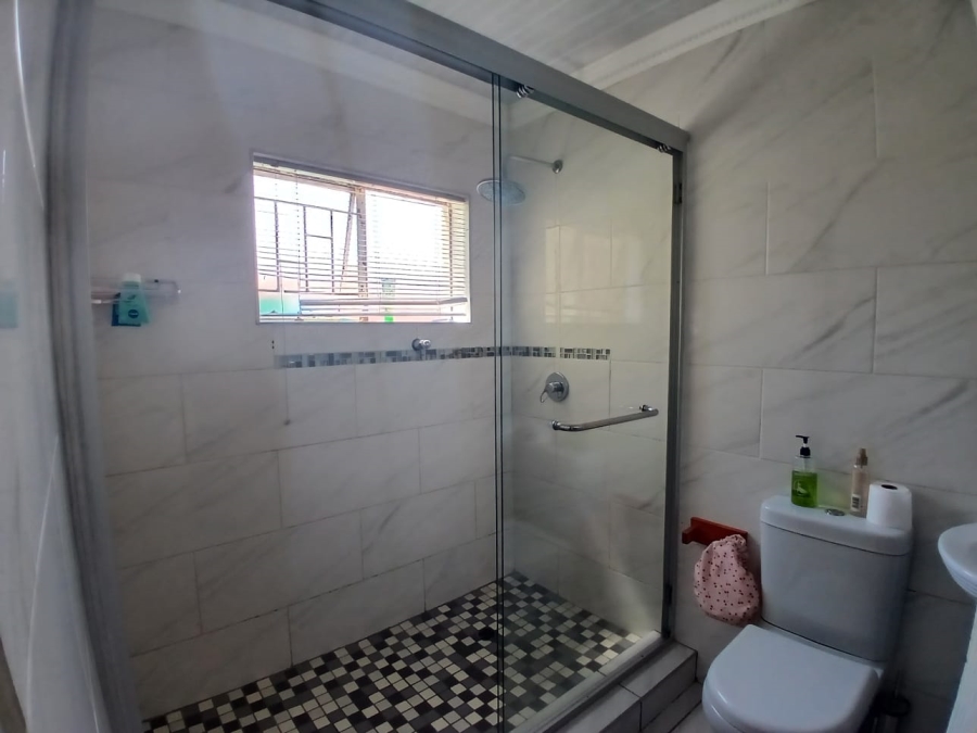3 Bedroom Property for Sale in Tlhabane West North West